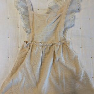 Toddler girl dress with lace